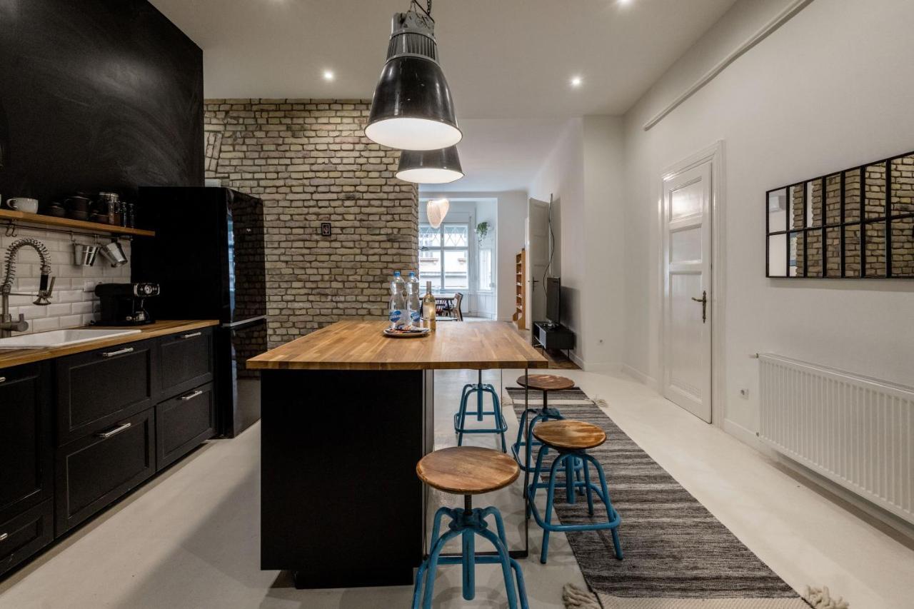 Sunshine Sprint Luxury Apartment Boedapest Buitenkant foto